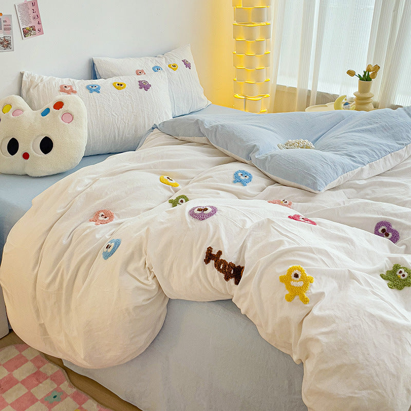 Hypoallergenic and soft kids bedding