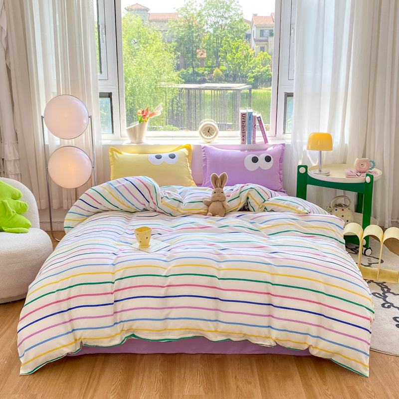 Hypoallergenic striped bedding set, durable and soft