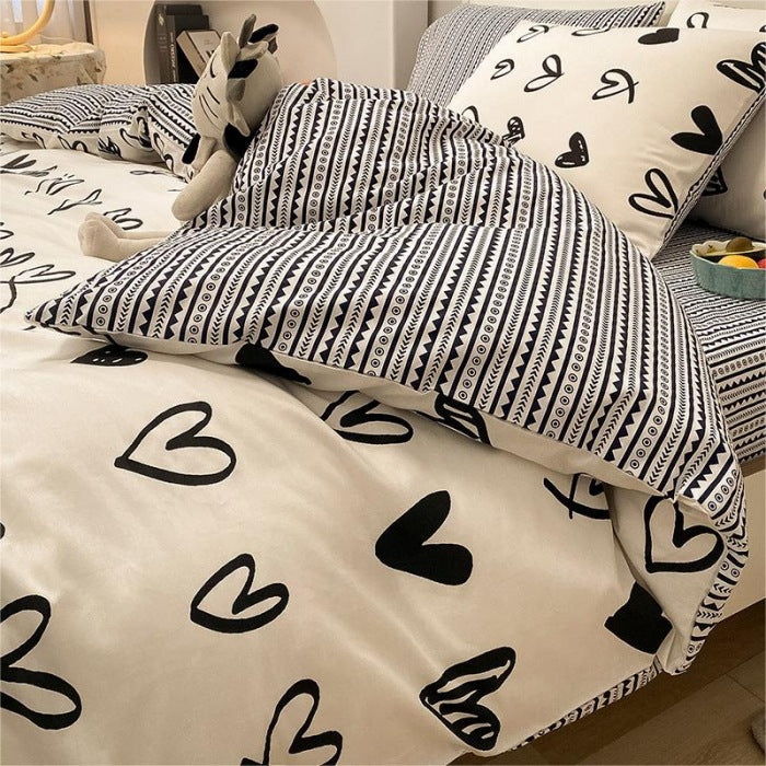 Elegant bedding set with enchanting patterns