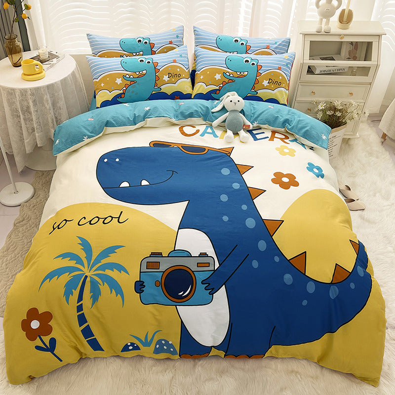 Playful patterned double bedding