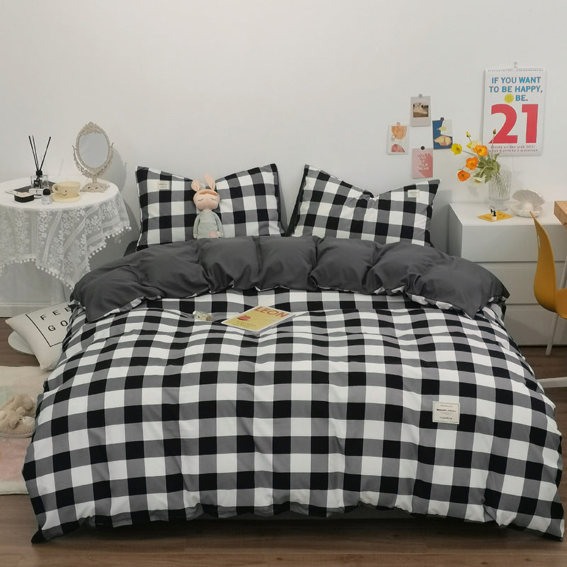 Gingham patterned bedding, soft and allergy-friendly