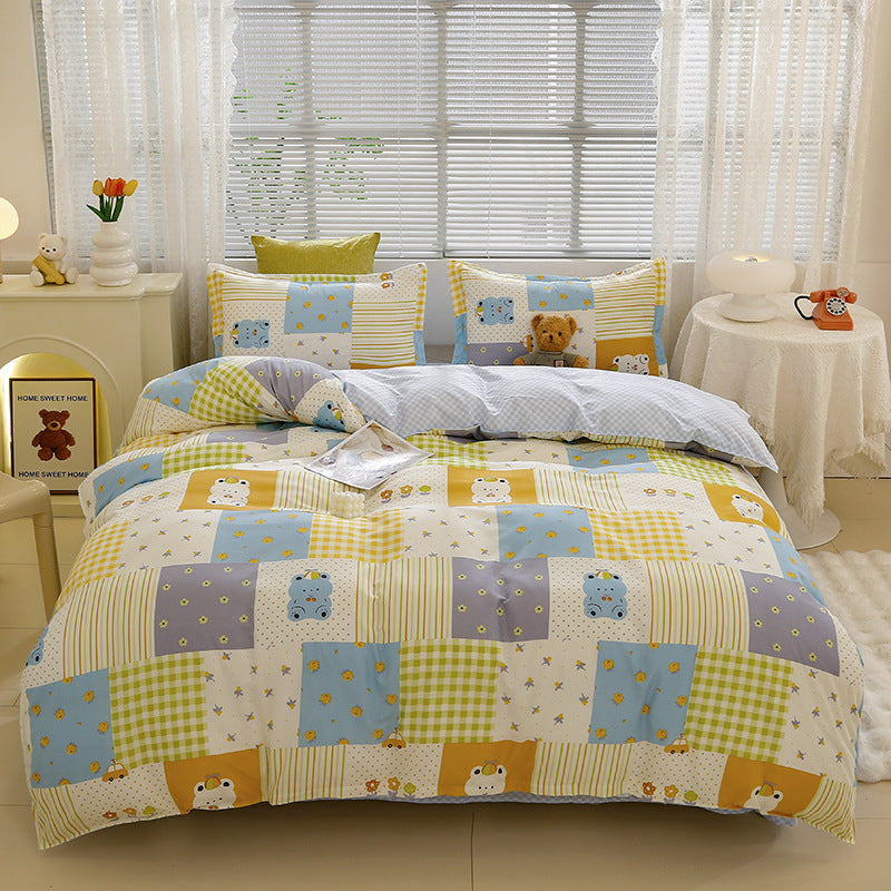 Cute pastel bedding with patchwork design and teddy bear prints